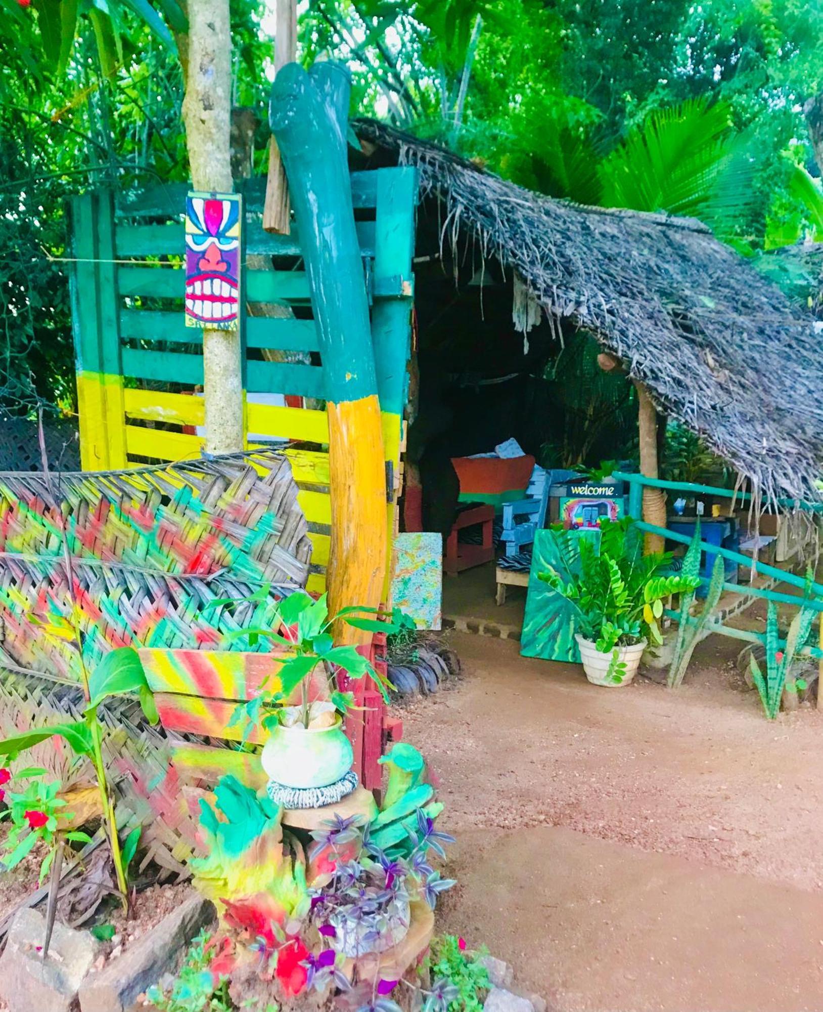 Reggae Paradise Hostel Sigiriya Exteriör bild